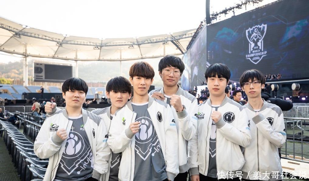 激烈赛场上 激烈赛场上