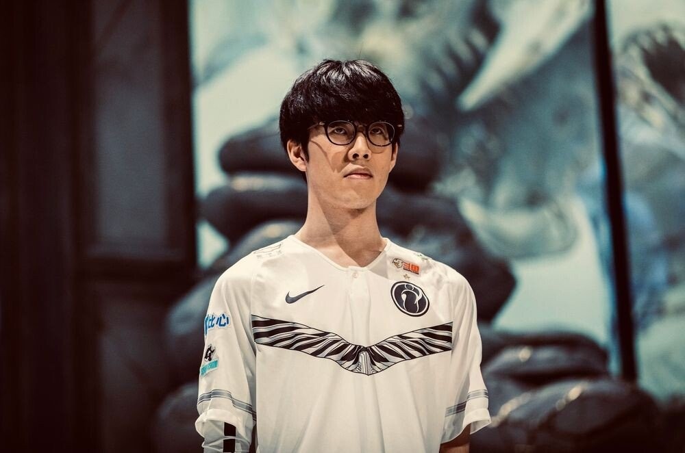 赛阶段就锁 赛阶段就锁