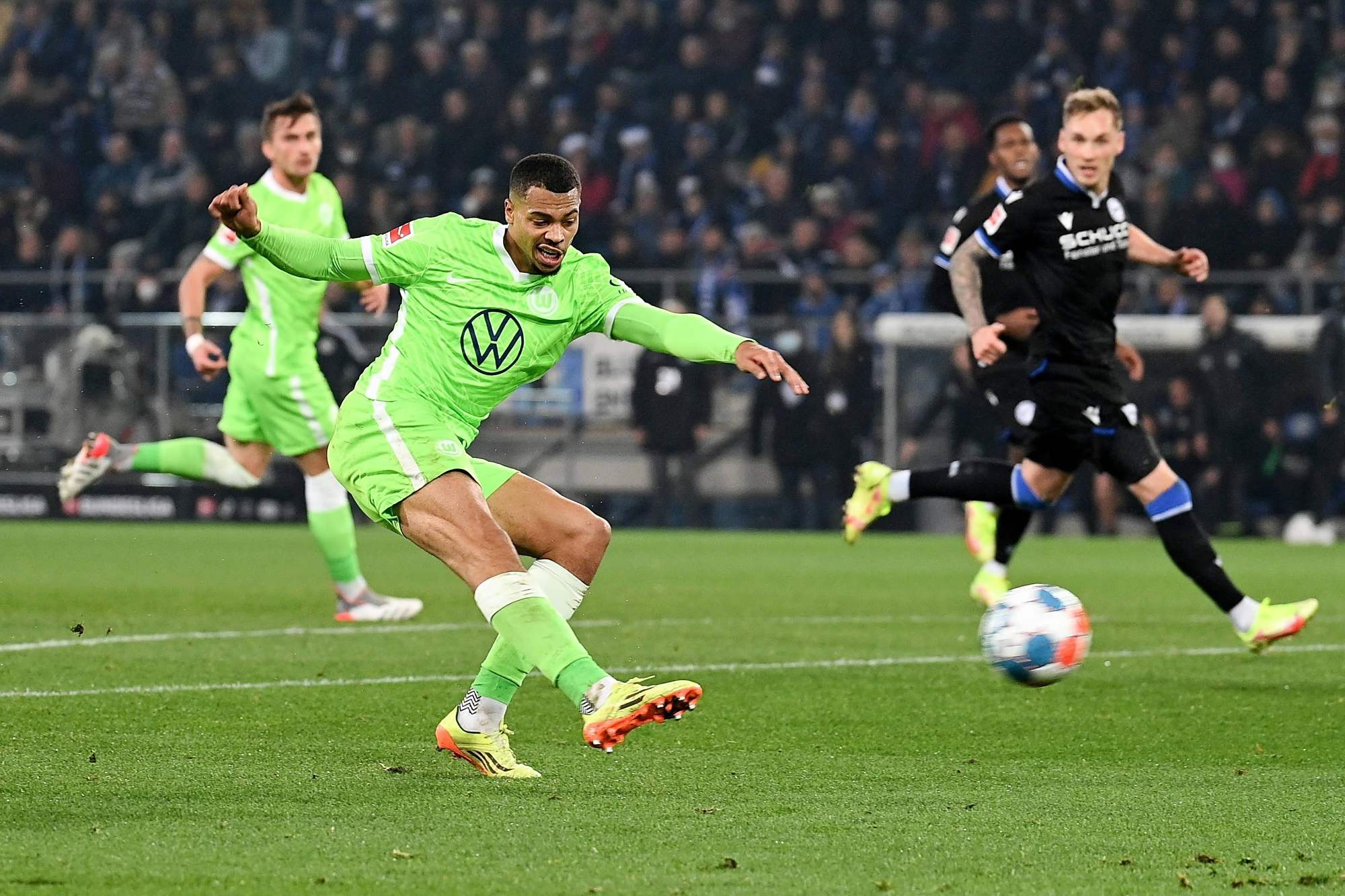 巴萨需要重 巴萨需要重