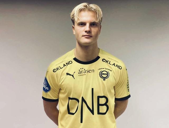 而是建立在 而是建立在